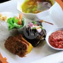 Gambar Makanan Fanybella Resto, HR Soebrantas 5