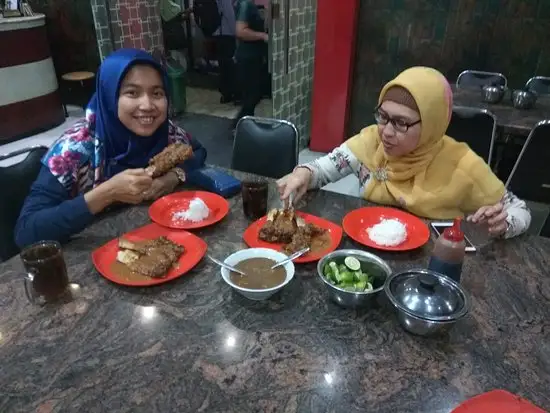 Gambar Makanan Sop Konro Karebossi 2