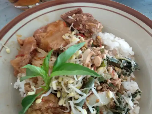 Gambar Makanan Warung Nasi Tumpang Lethok Mbak Riyanti 3