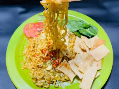 OJoGayo(mie Goreng Bengek X Asal Minum), Jl Kebon Sirih Raya