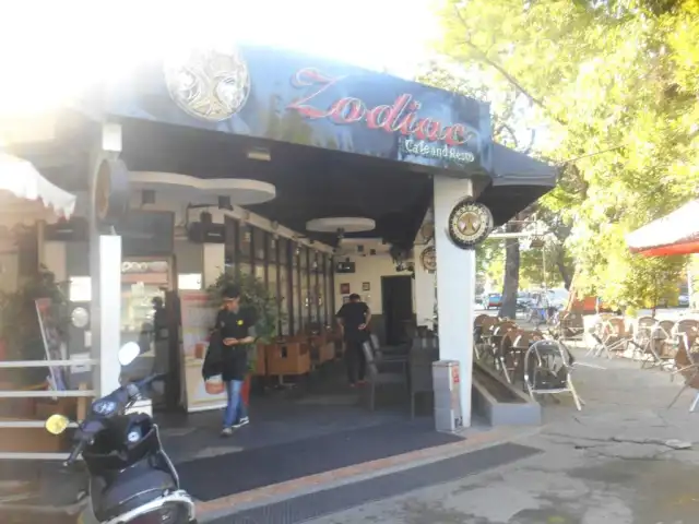 Zodiak Cafe