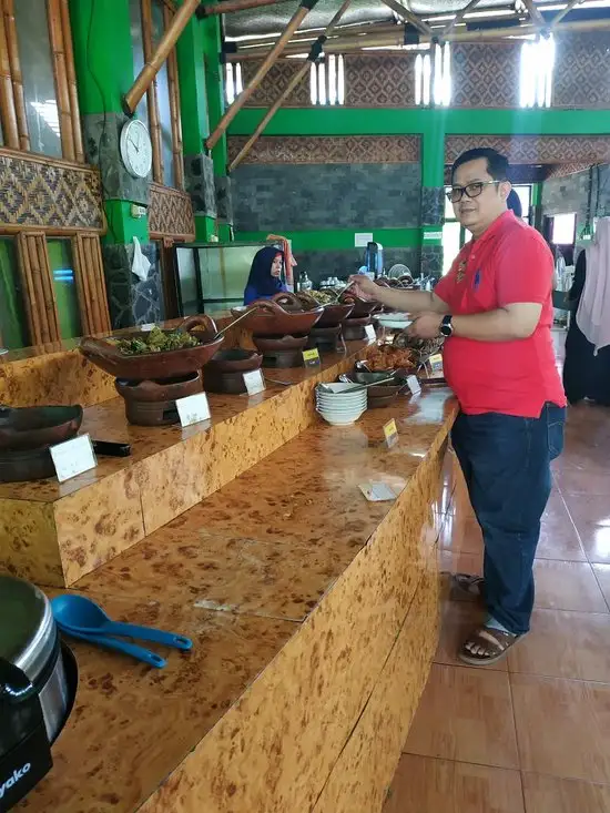 Gambar Makanan Resto Sunda Kampung Budaya 6