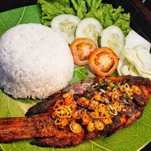 Gambar Makanan Lalapan Kaconk Pojhur, Jl.meratus Dalam Rt42.no.64 10