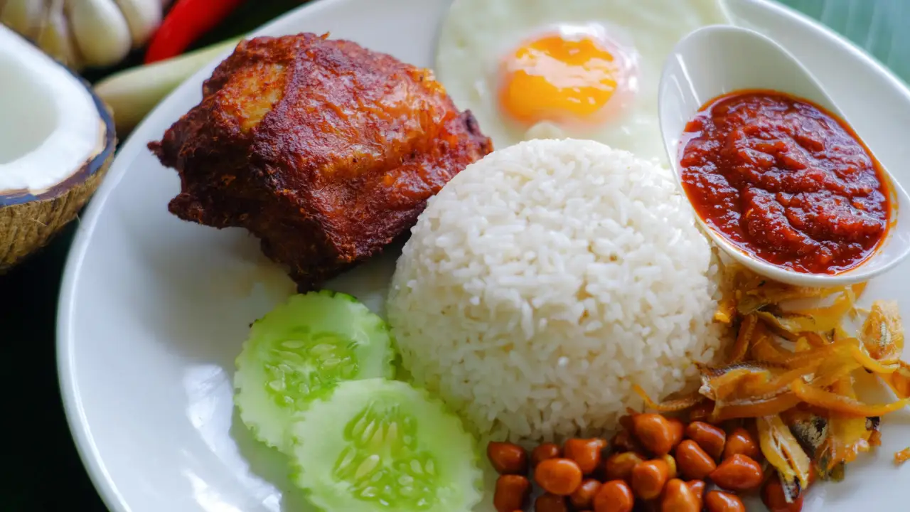 West Malaysia Nasi Lemak @ Restoran Hoo Yee Kee