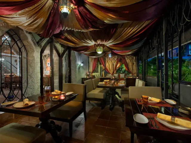 Gambar Makanan Al Nafoura - Le Meridien Hotel 5