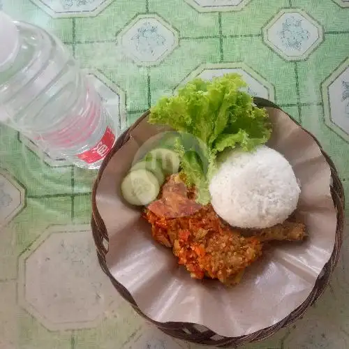 Gambar Makanan Ayam Penyet Dekem 4