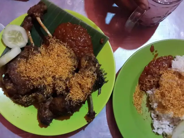 Gambar Makanan Bebek Goreng Tugu Pahlawan 17