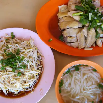 Chicken Noodles Soup@ Sunny Coffee Shop