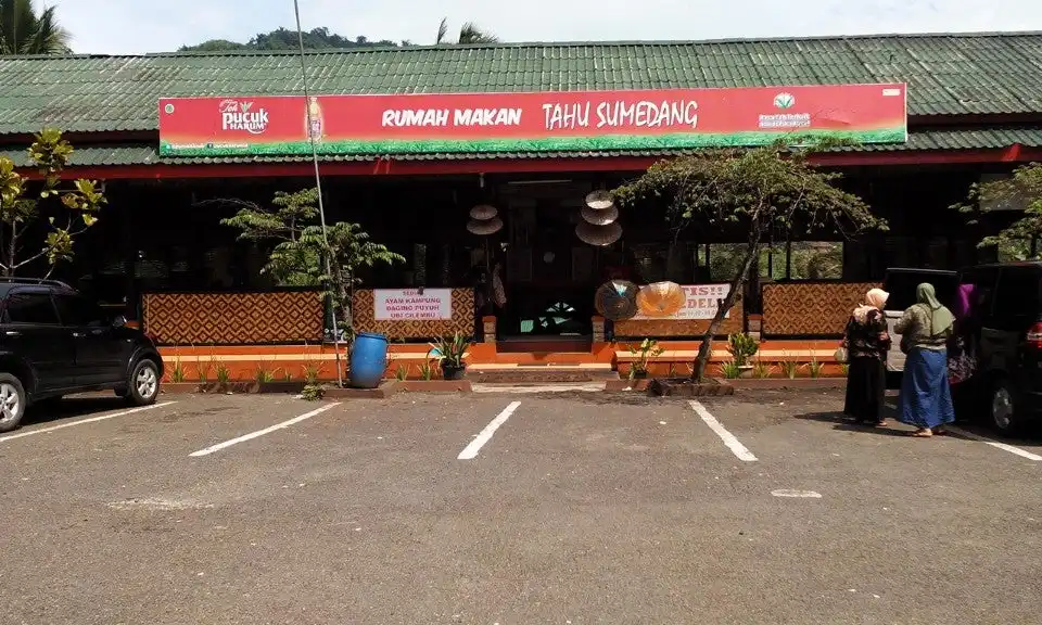 Rumah Makan Tahu Sumedang