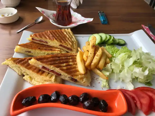 Cafe Mola Bistro&Coffee'nin yemek ve ambiyans fotoğrafları 5