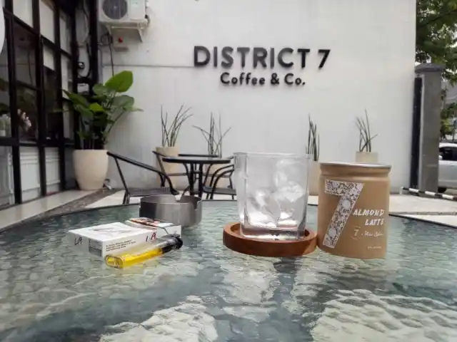 Gambar Makanan District 7 Coffee & Co 14