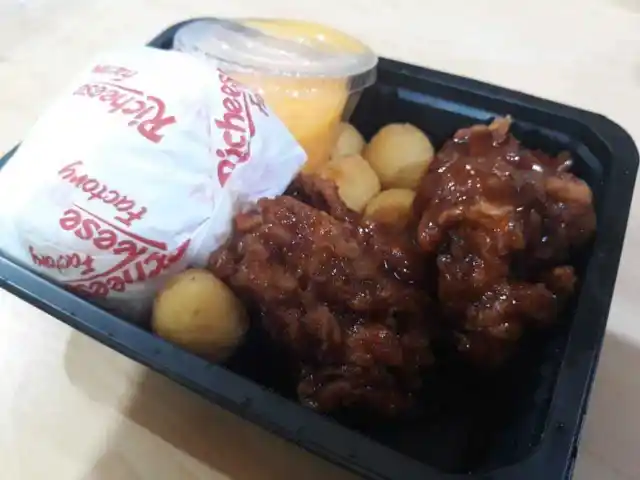 Gambar Makanan Richeese Factory 6