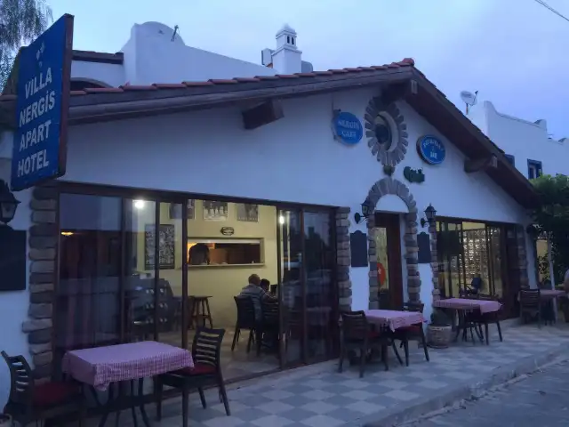Nergis Cafe Bar'nin yemek ve ambiyans fotoğrafları 2