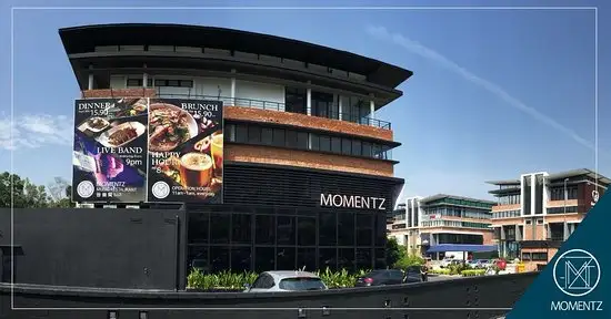 Momentz Music Restaurant Food Photo 2