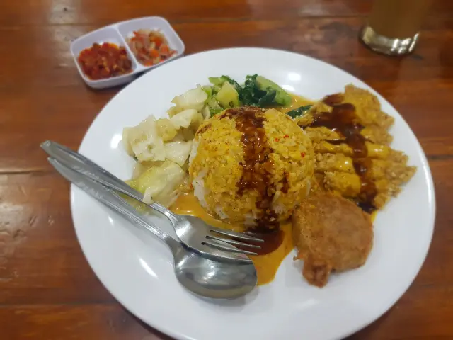 Gambar Makanan ChopperFish&ChickenCurry 3