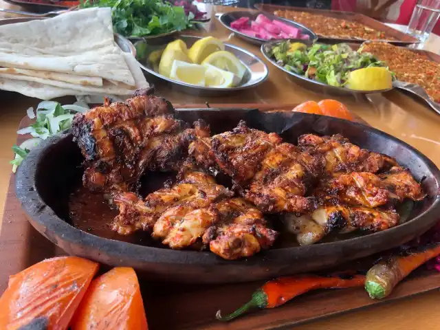 Memili Lahmacun Kebab Salonu'nin yemek ve ambiyans fotoğrafları 1