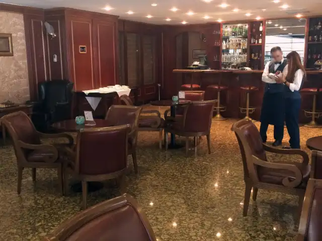 Safari Cafe & Bar - Grand Öztanık Hotel'nin yemek ve ambiyans fotoğrafları 11