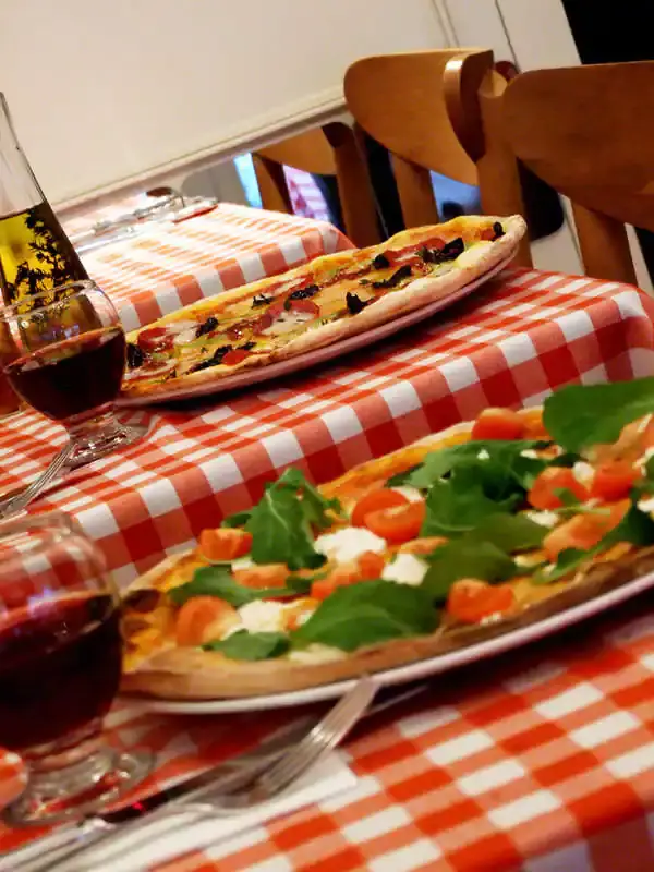 Pizano Pizzeria'nin yemek ve ambiyans fotoğrafları 76