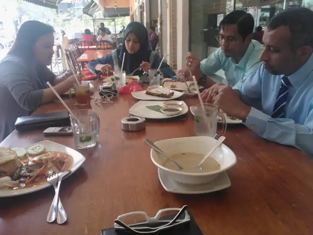 Hidangan Ummi Restoran & Katering Food Photo 15