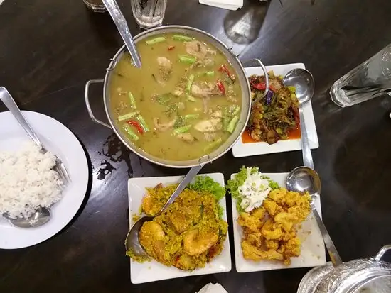 Asiatic Thai Cuisine Food Photo 1