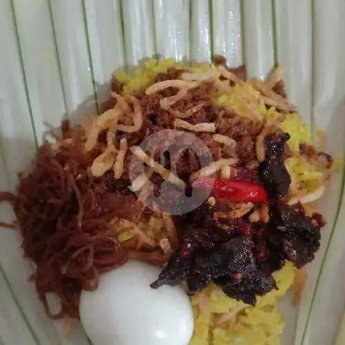 Gambar Makanan Nasi Kuning Hj Ana Daun Woka, DR. Abdurrahman Saleh 4