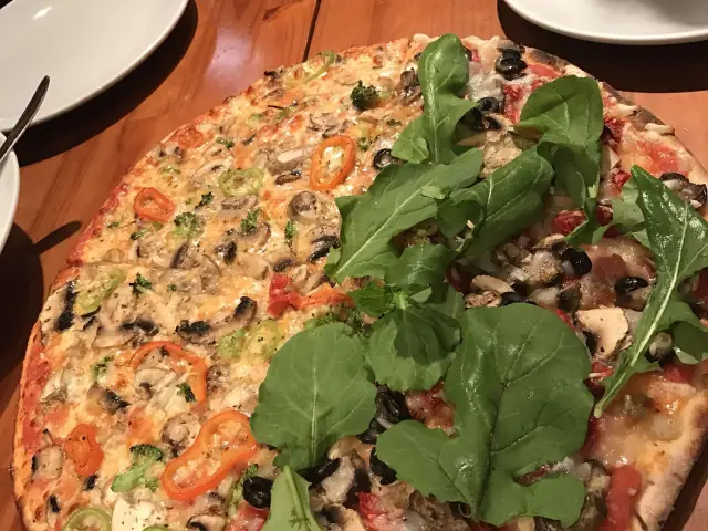 The Upper Crust Pizzeria'nin yemek ve ambiyans fotoğrafları 56