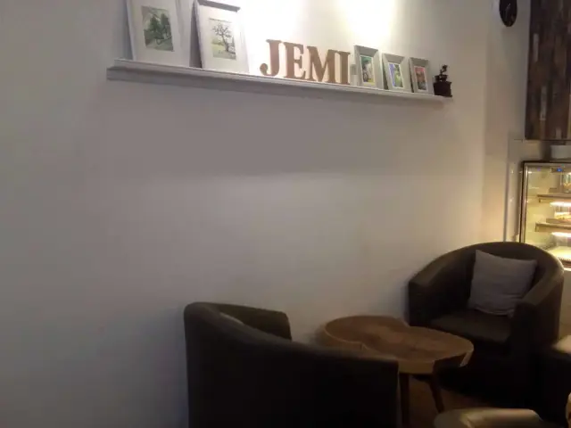 JEMI Cafe Food Photo 10