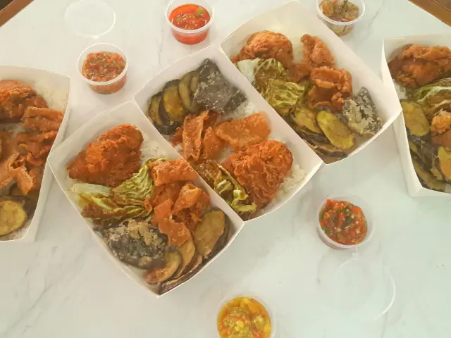 Gambar Makanan Ayam Geprek Chiko 3