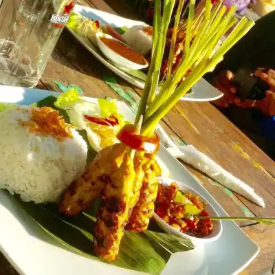 La Chill Bar & Restaurant - Senggigi, Lombok