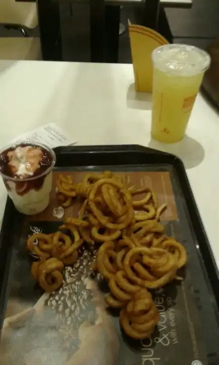 McDonald's & McCafé Food Photo 8