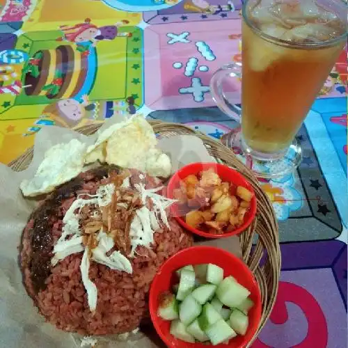 Gambar Makanan Nasi Goreng Merah Sari & Ayam Geprek, Jalan Radial 2