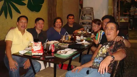 Dencio's Bar and Grill