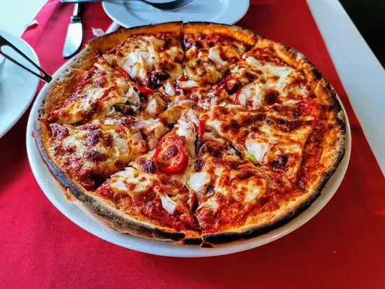Ozi Pizza and Pasta'nin yemek ve ambiyans fotoğrafları 80