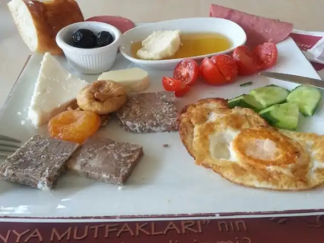 Sultan Pastane & Cafe'nin yemek ve ambiyans fotoğrafları 4