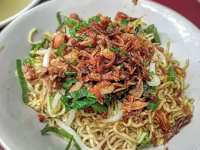 Gambar Makanan Bakmi Ayam Bangka Yung Lie 48 6