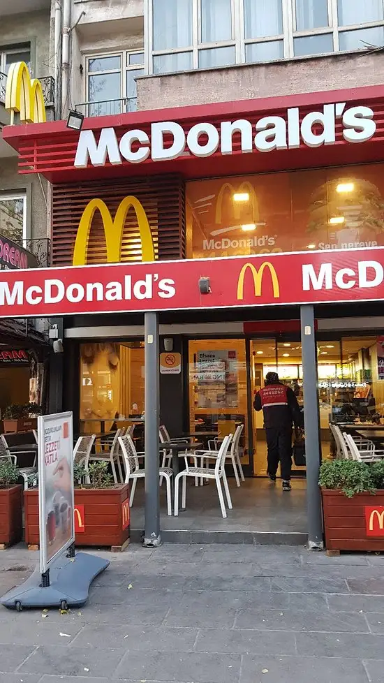 McDonald's'nin yemek ve ambiyans fotoğrafları 41