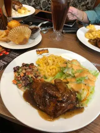 Kenny Rogers ROASTERS Shaftsbury Square Food Photo 2