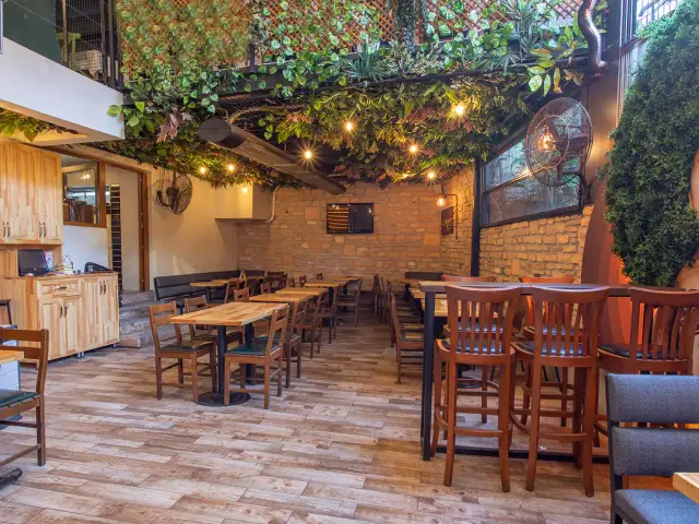 Kuzen Bar & Kitchen'nin yemek ve ambiyans fotoğrafları 3