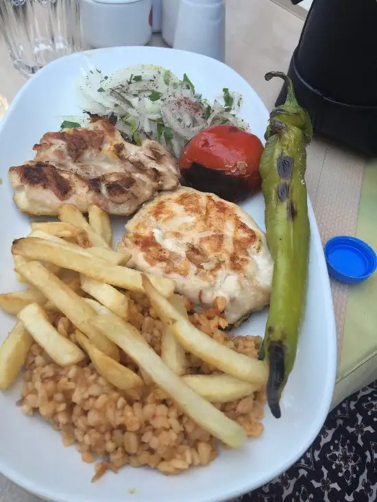 Tarihi Sar Restaurant'nin yemek ve ambiyans fotoğrafları 6