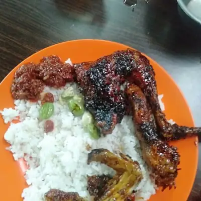 RM. Ayam Goreng Brebes 1