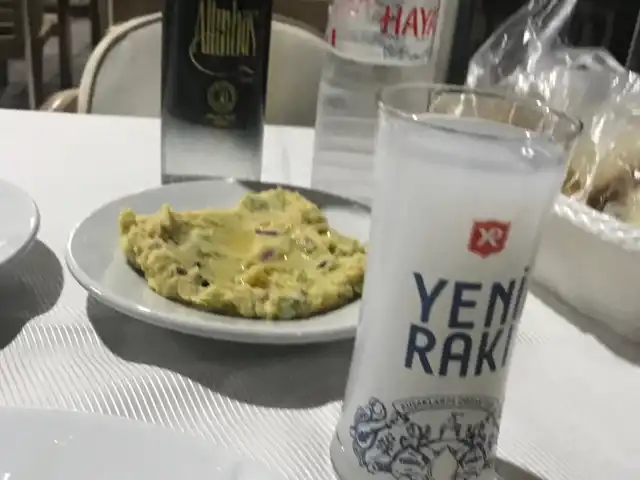 Yeni Foça Mercanım 3 Restaurant'nin yemek ve ambiyans fotoğrafları 3