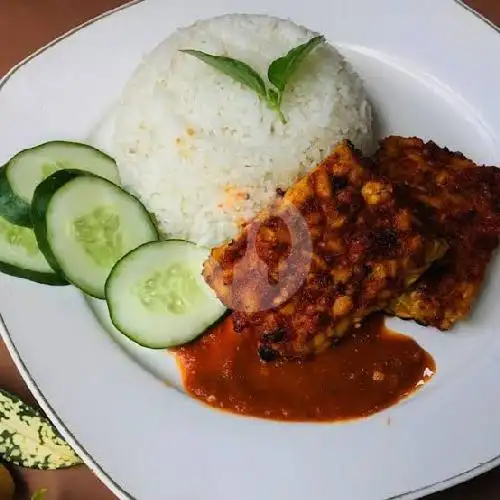 Gambar Makanan Dapur Bu Nilam Sedia Aneka Masakan Jawa, Blimbing 3