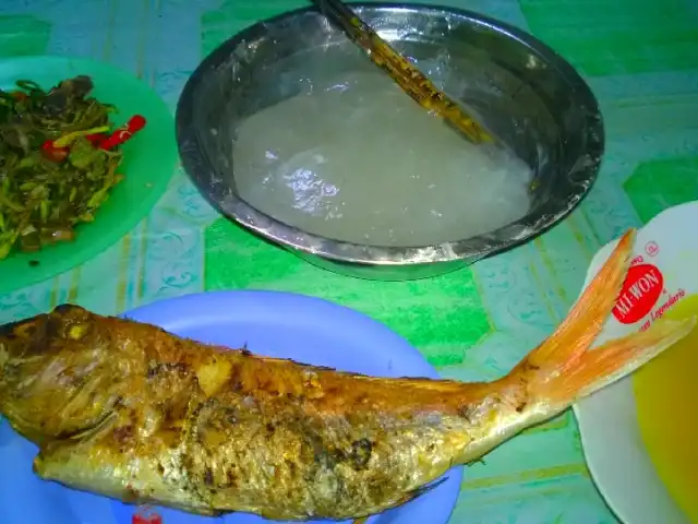 Gambar Makanan Ikan Bakar Colo-Colo 4