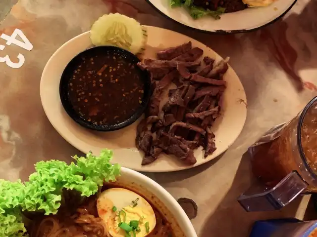 Little Rara Thai Boat Noodle Food Photo 8