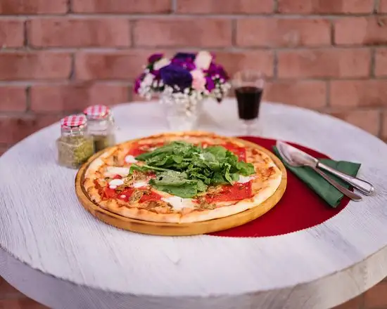 La Vita Pizzeria'nin yemek ve ambiyans fotoğrafları 1