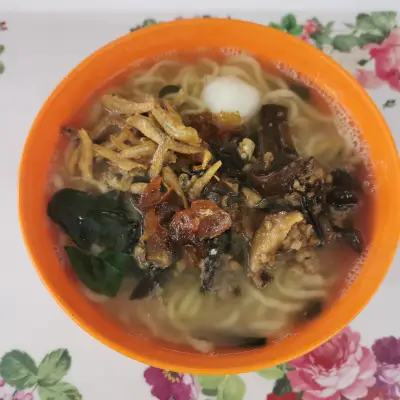 PY pan mee noodles house