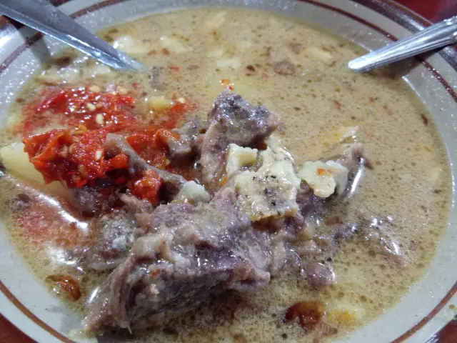 Gambar Makanan Sop Soto Betawi Ibu Yati 10