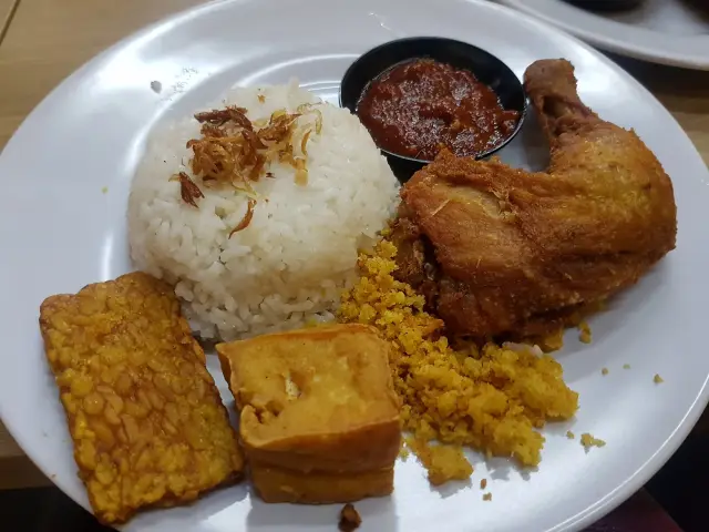 Gambar Makanan Ayam Gedebuk 11