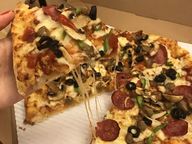 Gambar Makanan Domino's Pizza 7