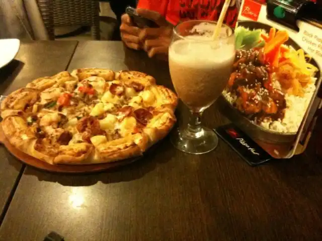 Gambar Makanan Pizza Hut 3